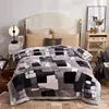 American Style 3D Printed Solid Festival Pattern Winter Thicken Raschel Blanket 100% Polyester Double-Layer Linen Nonwoven